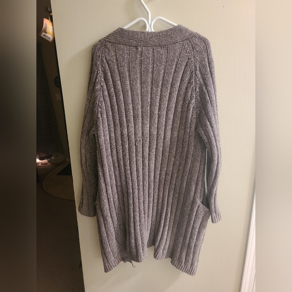 🦄 HYFVE oversized Chenille cardigan - Picture 3 of 5